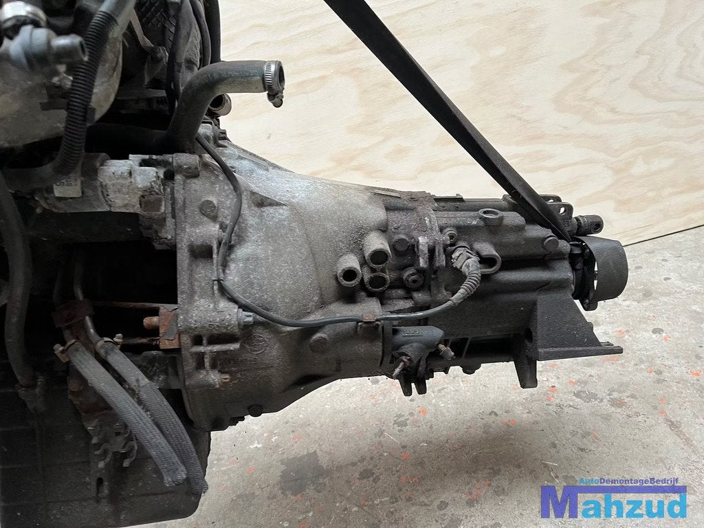 BMW E36 316I 1.6i 1.6 Versnellingsbak 5 bak handbak, Auto-onderdelen, Petuelring 130
80788  Munich, DE, Gebruikt, Info@bmw.de