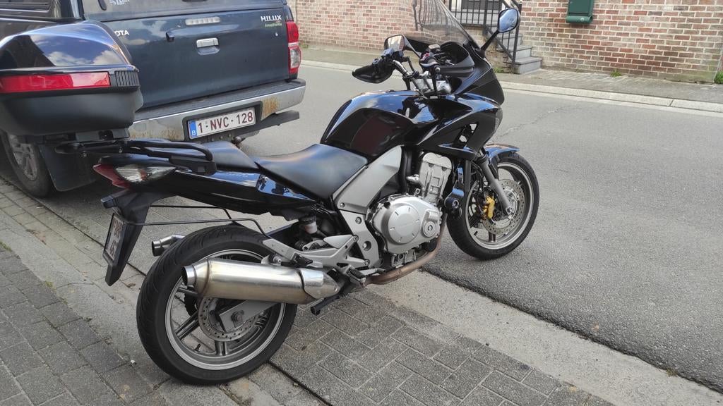 Honda CBF1000A van 2008, 4 cilinders, Motorrijbewijs A, Particulier, Meer dan 35 kW