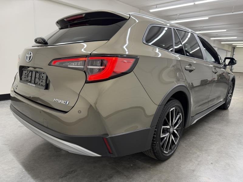 Toyota Corolla Trek + Business Pack, Automaat, Overige kleuren, 85 g/km, Corolla