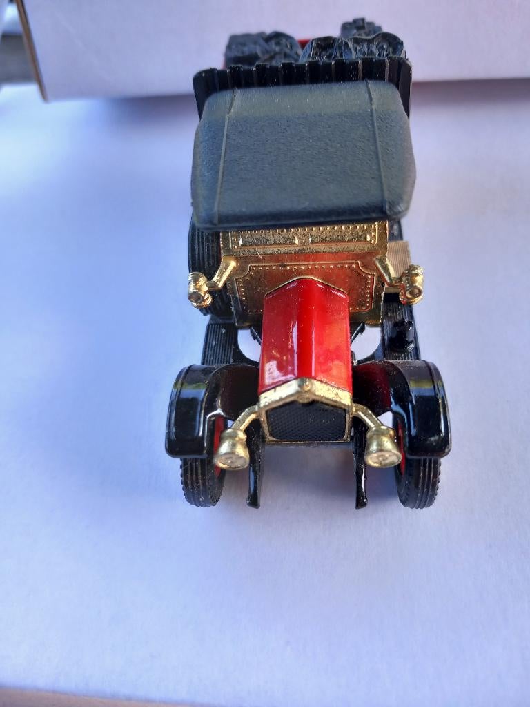 Matchbox y2i yesterday Ford, Hobby en Vrije tijd, Ophalen of Verzenden, Zo goed als nieuw, Auto