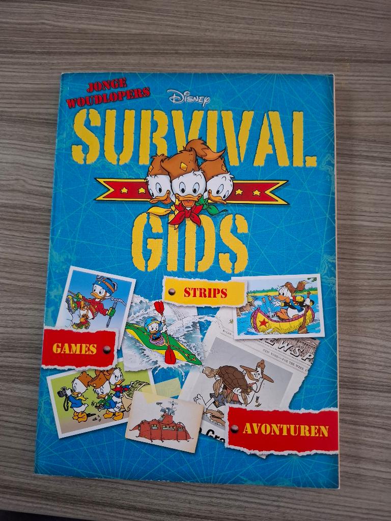 boekje disney met spelletjes en avontuur verhalen, Boeken, Ophalen of Verzenden, Zo goed als nieuw, Disney