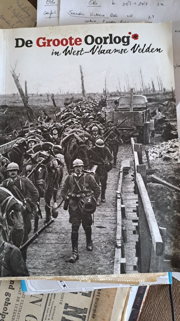 De groote oorlog & krantenknipsels 1914 & 1940, Ophalen