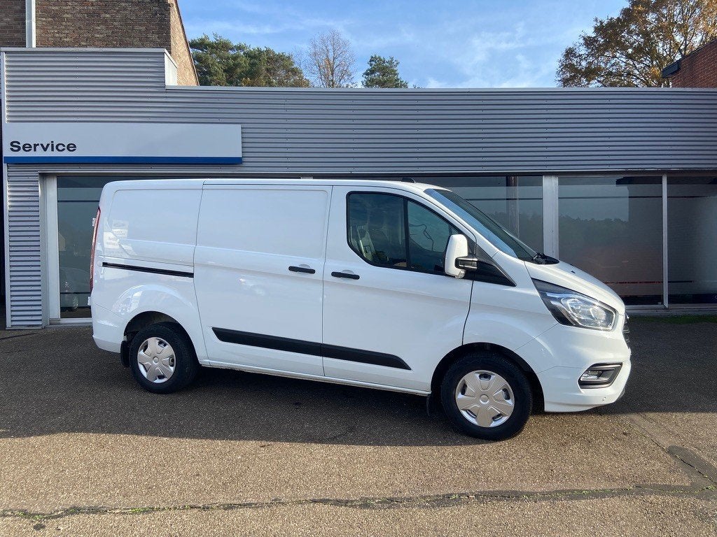 Ford Transit Custom L1H1-Pr. Propr-Clima- Carn d'etret Ford, Achat, Euro 6, Entreprise, 3 places