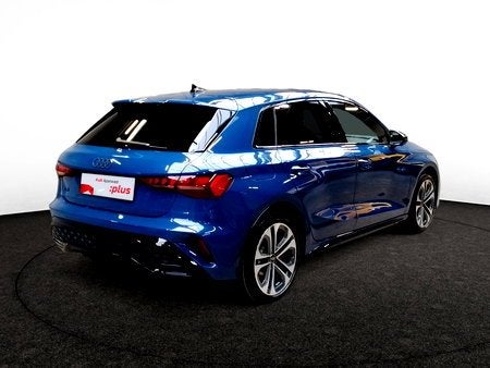 Audi A3 Sportback PHEV Competition 45 TFSI e  200 kW S troni, Autos, Audi, Achat, Alarme, Berline, Automatique