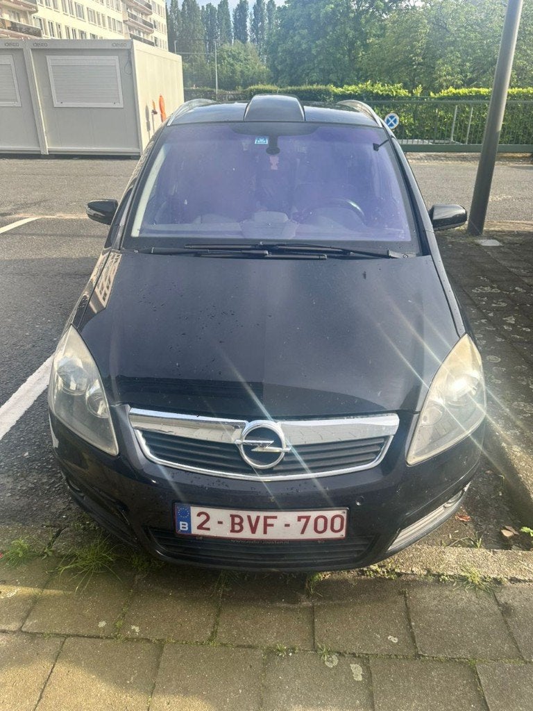 OPEL ZAFIRA, Autos, Achat, Noir, 5 portes, Zafira