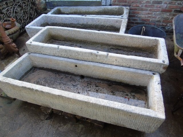 bac ou auge en pierre bleu , jardinière , grand choix !!, Moins de 30 cm, Pierre, Enlèvement, Utilisé