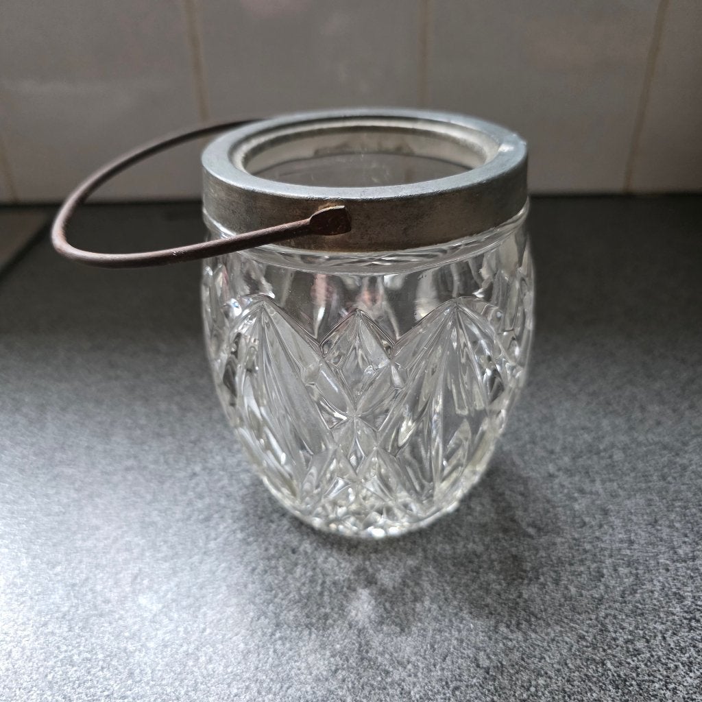 VINTAGE GLAZEN TAFELPOTJE MET HANDBEUGEL GEDECOREERD GLAS, Ophalen of Verzenden, Zo goed als nieuw