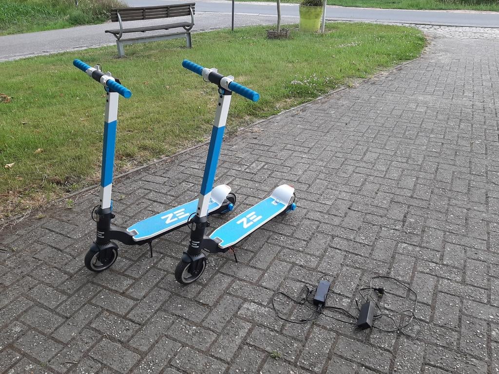 2 Elektrische steps, Fietsen en Brommers, Ophalen