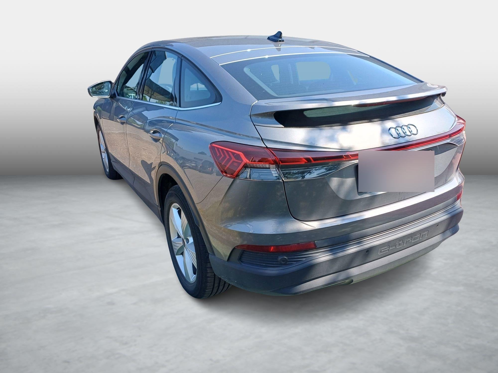Audi Q4 Sportback e-tron 40 Advanced | leder | Pano | Pack T, Auto's, Automaat, Dealer onderhouden, Gebruikt, Zwart