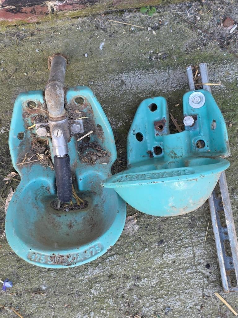 Drinkbakjes, Dieren en Toebehoren, Stalling en Weidegang