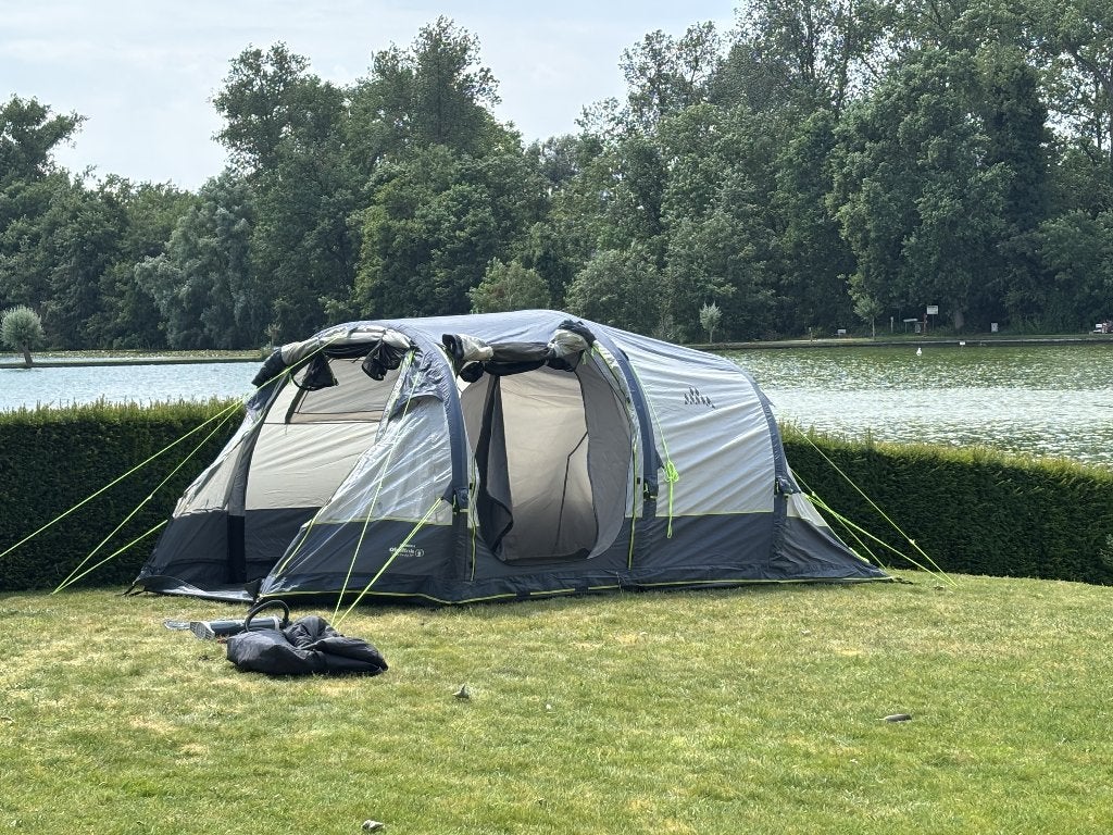 Opblaasbare tunnel tent (zo goed als nieuw), Ophalen, Zo goed als nieuw, Tot en met 4
