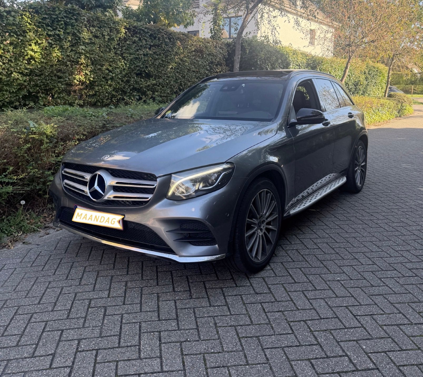 Mercedes-Benz GLC 220d AMG Line | 2017 | 4 Matic | 170 pk, Autos, Cuir, Argent ou Gris, Achat, Euro 6
