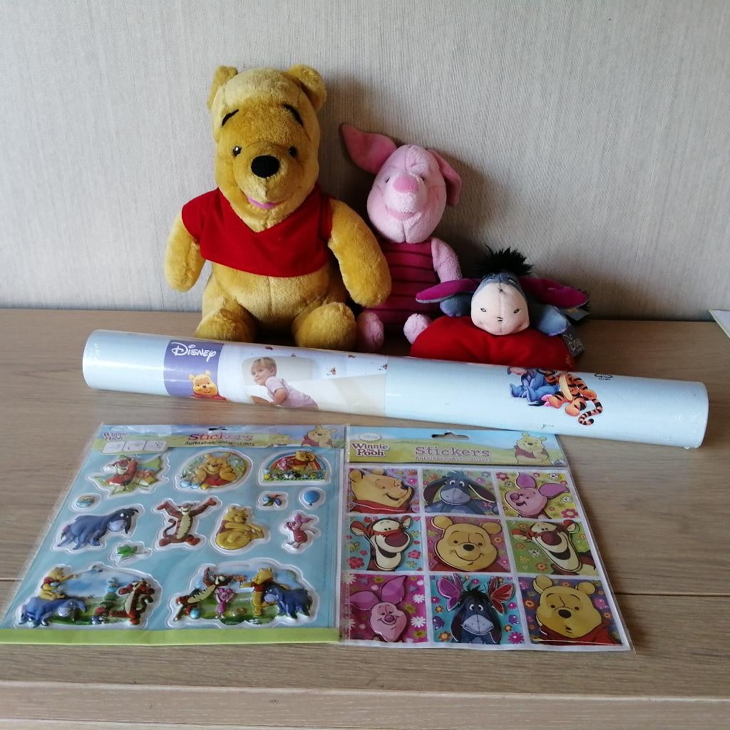 Mooie set Winnie the pooh ( behangpapier, knuffels ...), Ophalen of Verzenden, Zo goed als nieuw