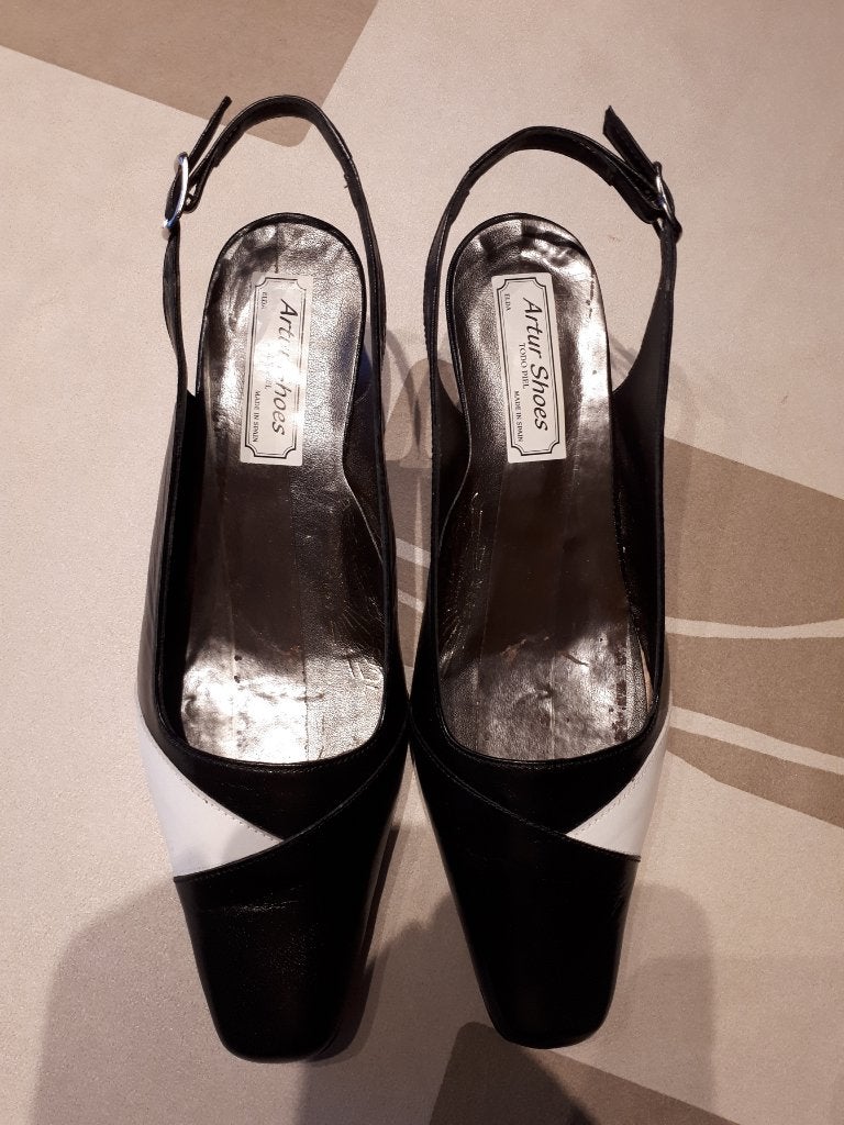 Lederen schoenen open hiel maat 38 / Made in Spain, Vêtements | Femmes, Chaussures, Enlèvement, Comme neuf, Chaussures basses