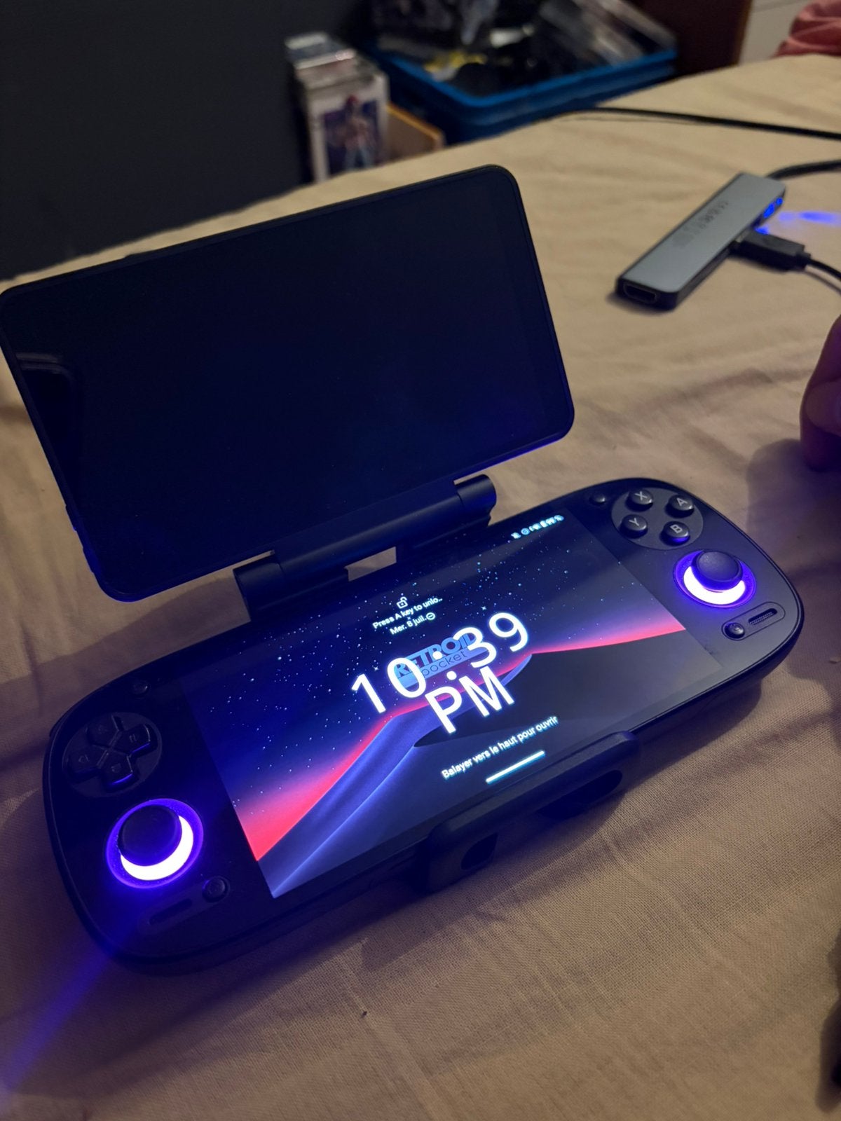 Retroid pocket 5 + external screen, Games en Spelcomputers, Spelcomputers | Overige, Ophalen of Verzenden, Retroid, Zo goed als nieuw
