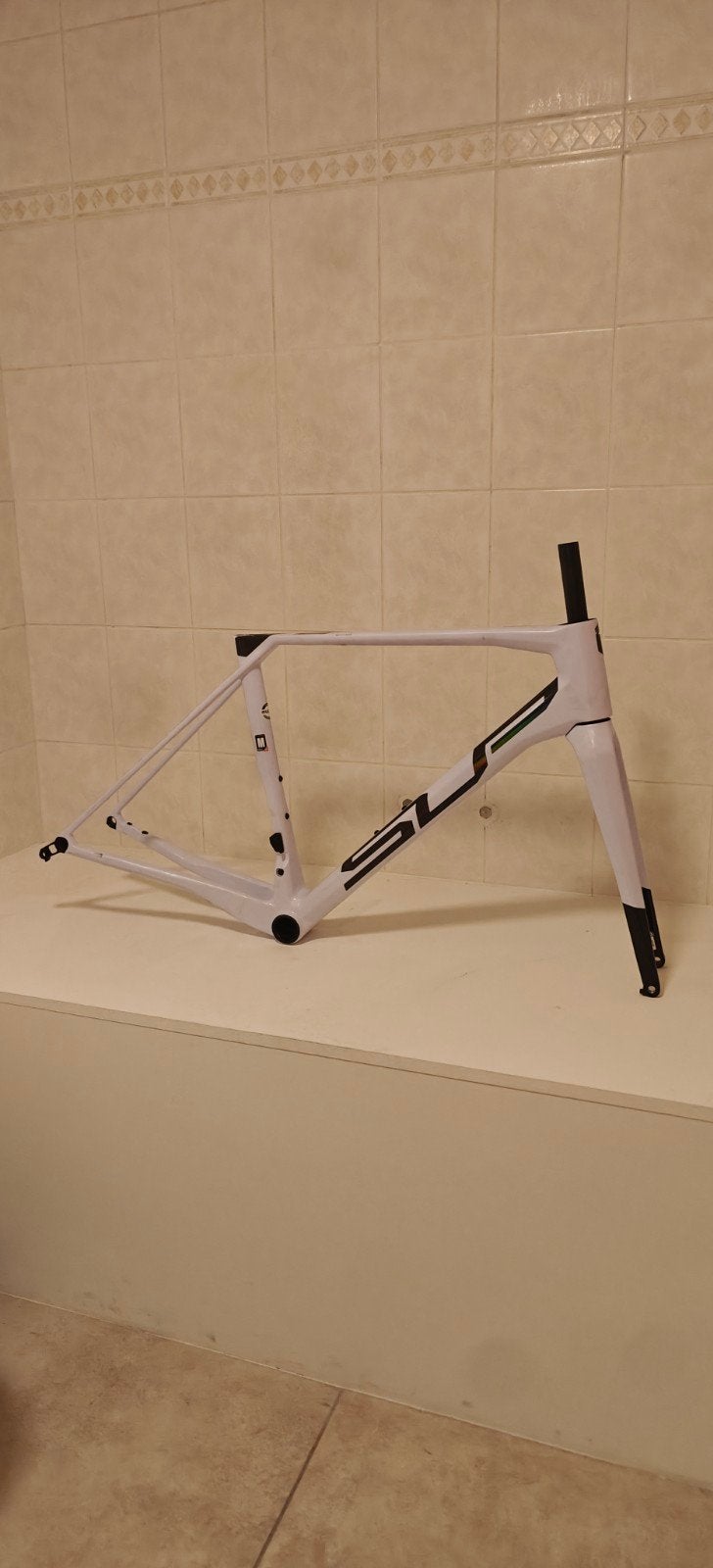 superior x-road team issue Di2 frame, Ophalen