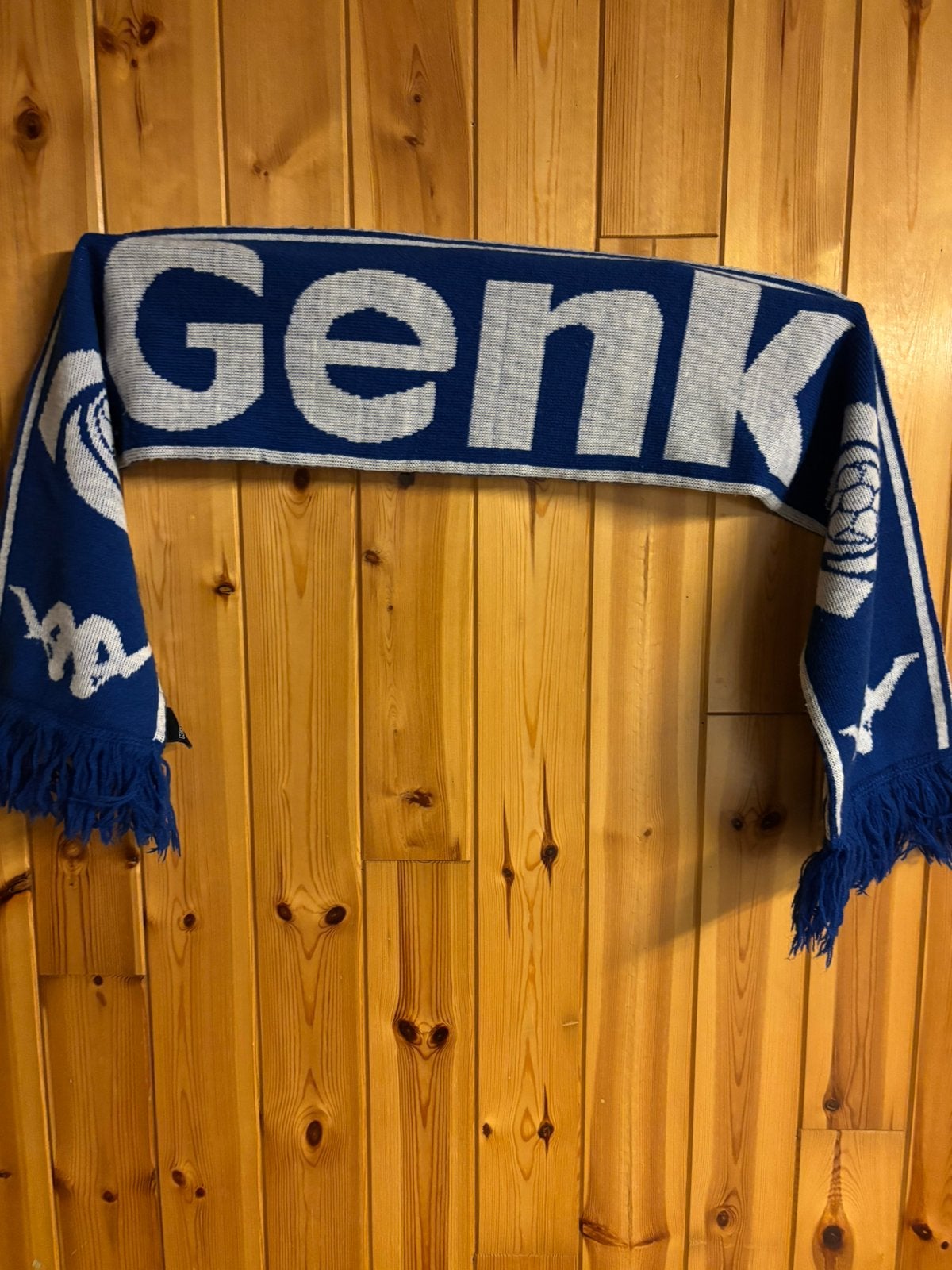 Sjaal KRC Genk, Enlèvement, Comme neuf