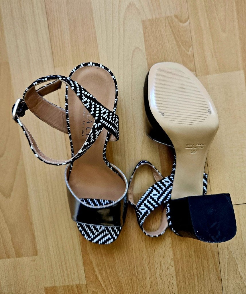 Chaussures en cuir Andrea Catini taille 37, Vêtements | Femmes, Enlèvement ou Envoi, Autres couleurs, Comme neuf, Andrea Catini