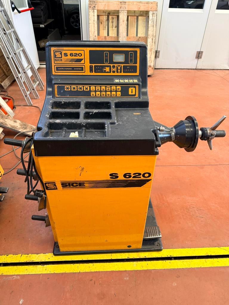 Équilibreuse à roue - Sice S620, Enlèvement, Comme neuf