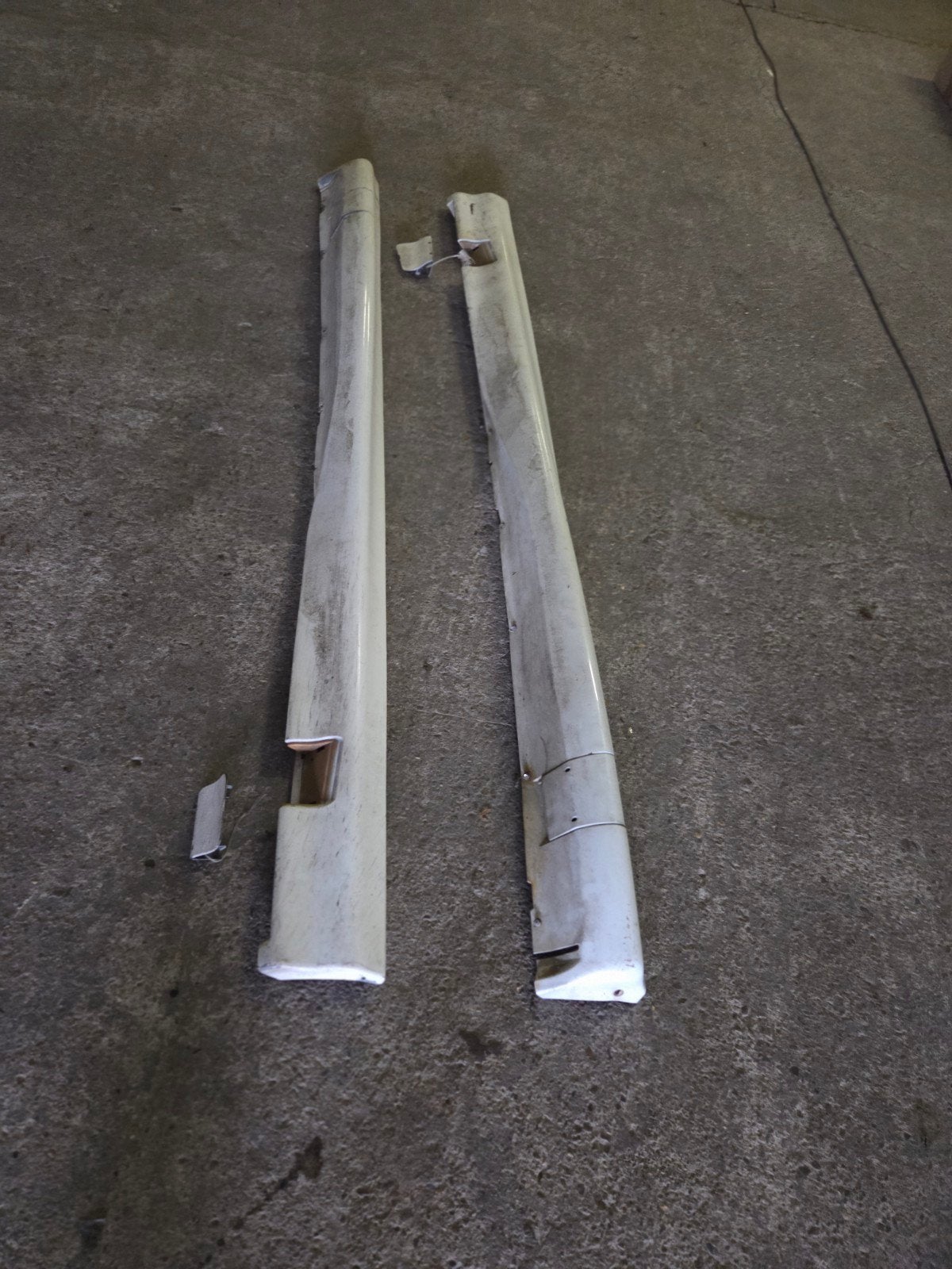 FORD RS 2000 1992-1997 ORIGINELE SIDE SKIRTS 80 EURO AFHALEN, Ophalen, Ford