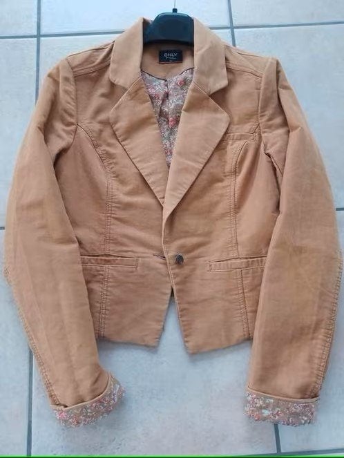 Vestes d'été courtes uniquement (38/40), Taille 42/44 (L), Only, Enlèvement ou Envoi, Autres couleurs