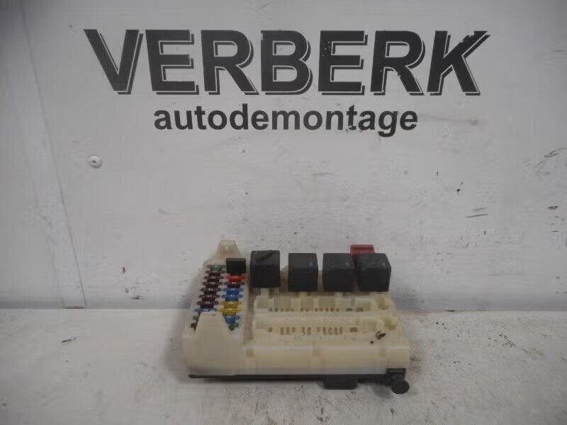 ZEKERINGKAST Ford Mondeo II (93BG-14A073-EJ), Enlèvement ou Envoi, Henry-Ford-Straße 1 50735 Köln, DE, Ford-Werke GmbH, Kunden@ford.com