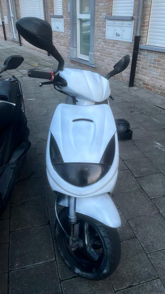Vivacity 1, Vélos & Vélomoteurs, Scooters | Peugeot, Utilisé, Vivacity, Classe A (25 km/h), Deux-temps, Enlèvement