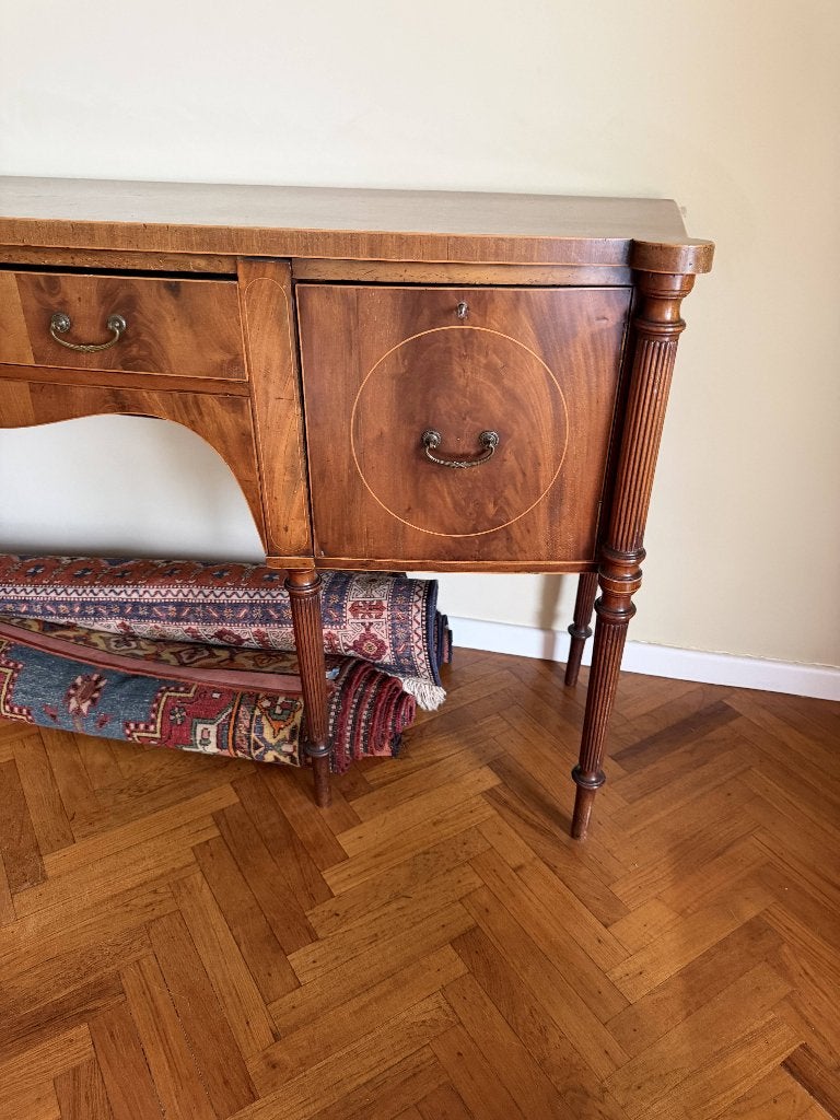 Groot neoklassiek mahoniehouten dressoir in Sheraton-stijl, Ophalen