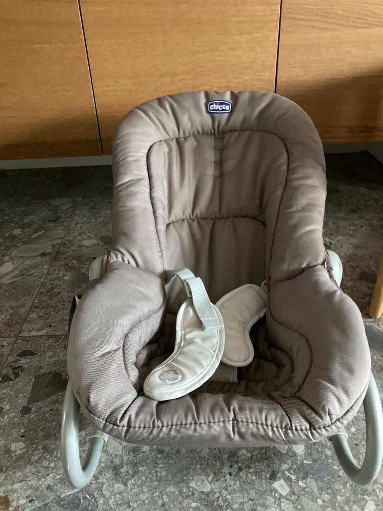 Een babywipstoel, Enfants & Bébés, Relax bébé, Enlèvement, Utilisé, Chicco