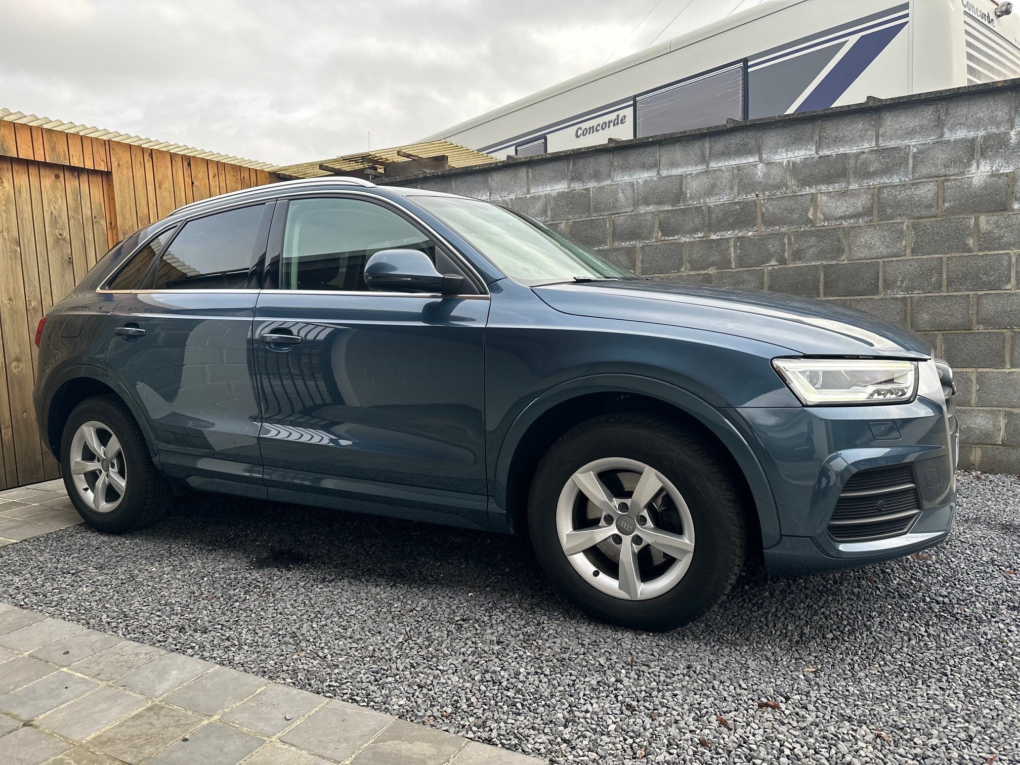 Audi Q3 2.0 TDi Sport Led Navi BT Pdc Camera Euro6b, Autos, Audi, Achat, Entreprise, Noir, 5 portes