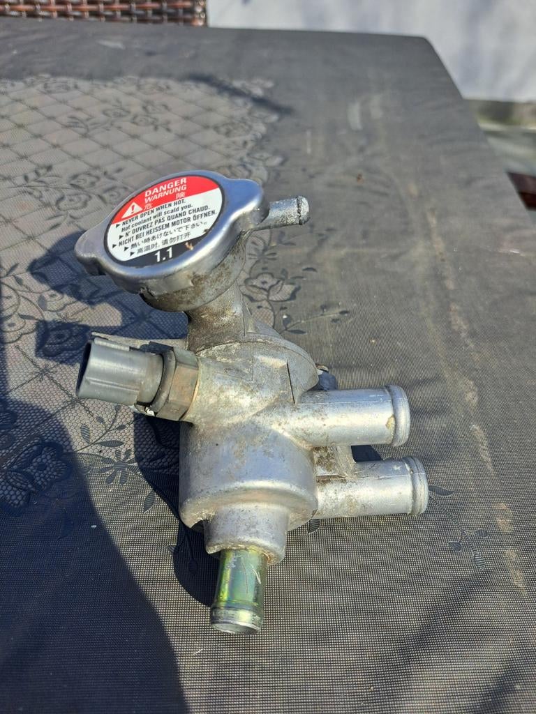 Boitier de  thermostat pour honda deauville 700 annee 2006, Enlèvement ou Envoi
