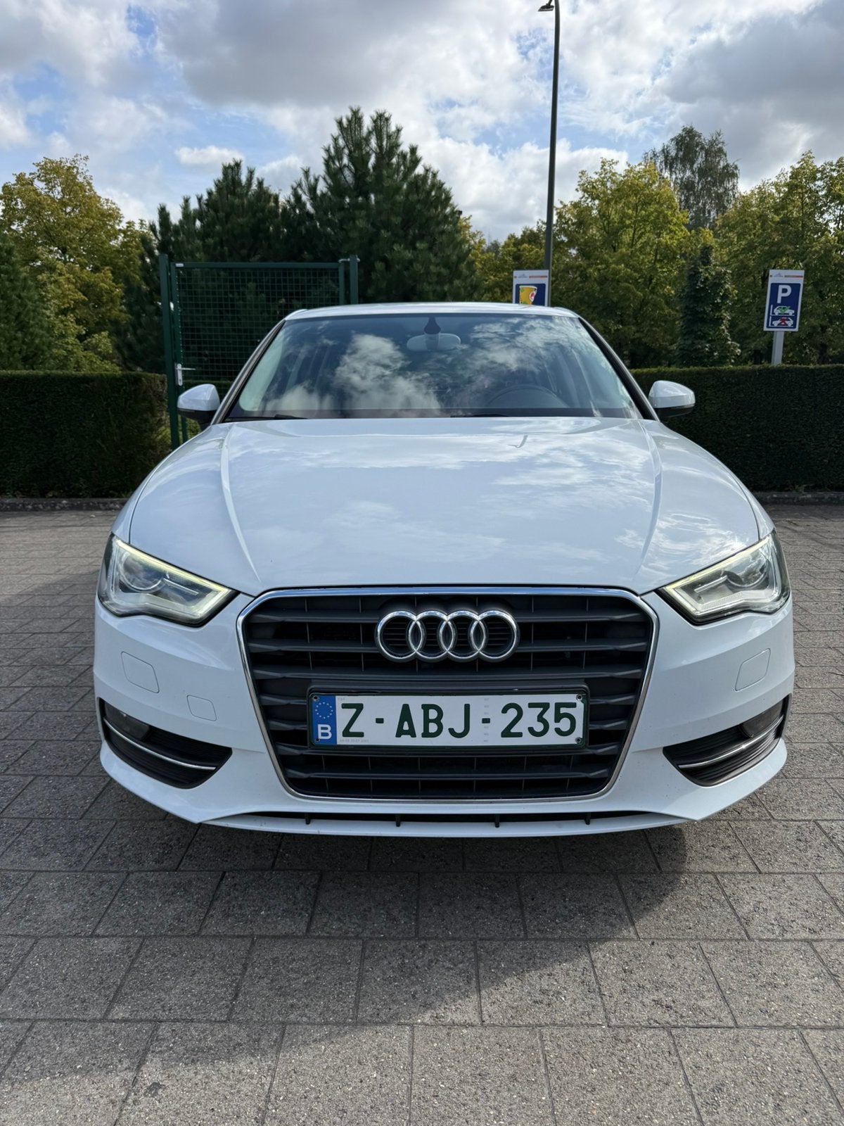 Audi A3 Sportback 1.4 TFSI – 2013 – 180.000 km. Très propre, Auto's, Zwart, Multifunctioneel stuurwiel, Wit, Handgeschakeld