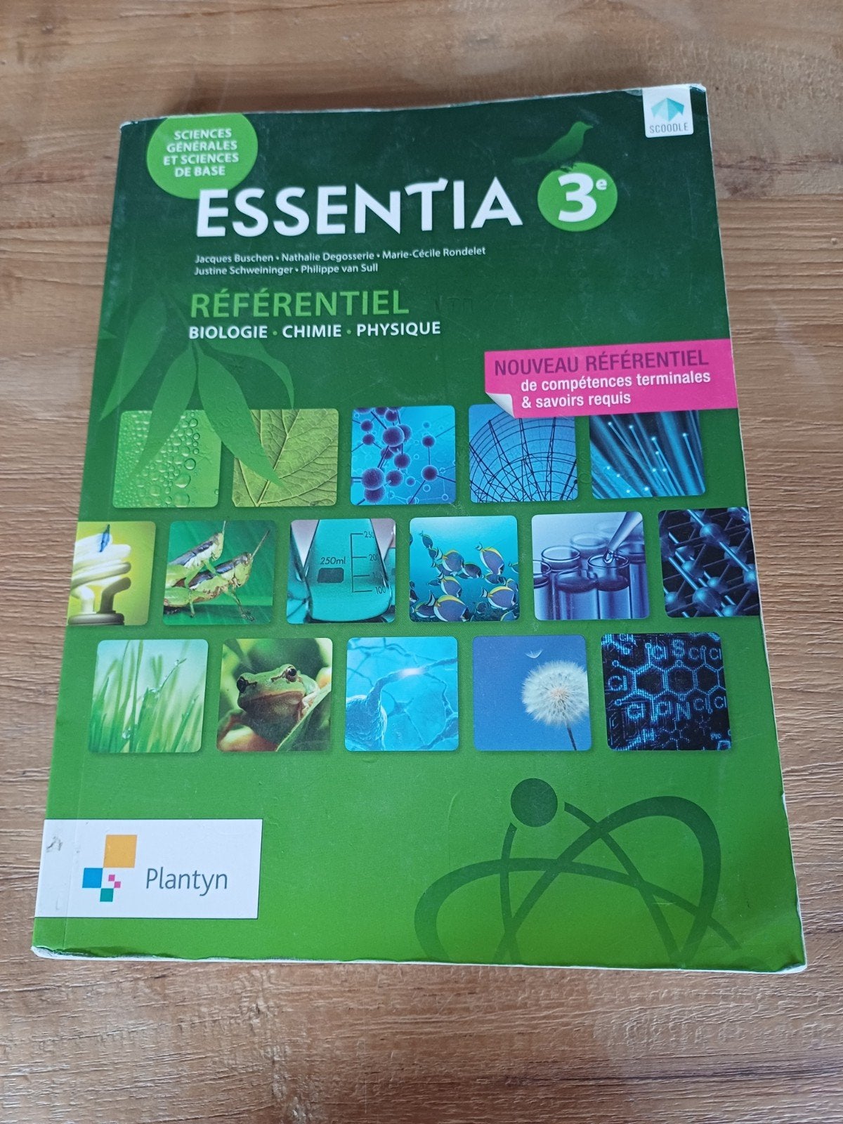 livre scolaire, Enlèvement, Utilisé