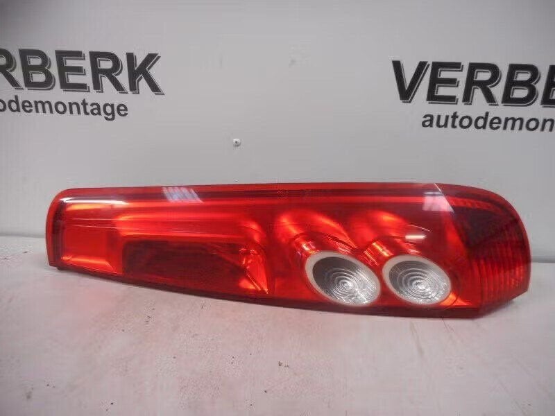 ACHTERLICHT RECHTS Ford Fiesta 5 (JD / JH) (01-2001/12-2009), Autos : Pièces & Accessoires, Enlèvement ou Envoi, Henry-Ford-Straße 1 50735 Köln, DE