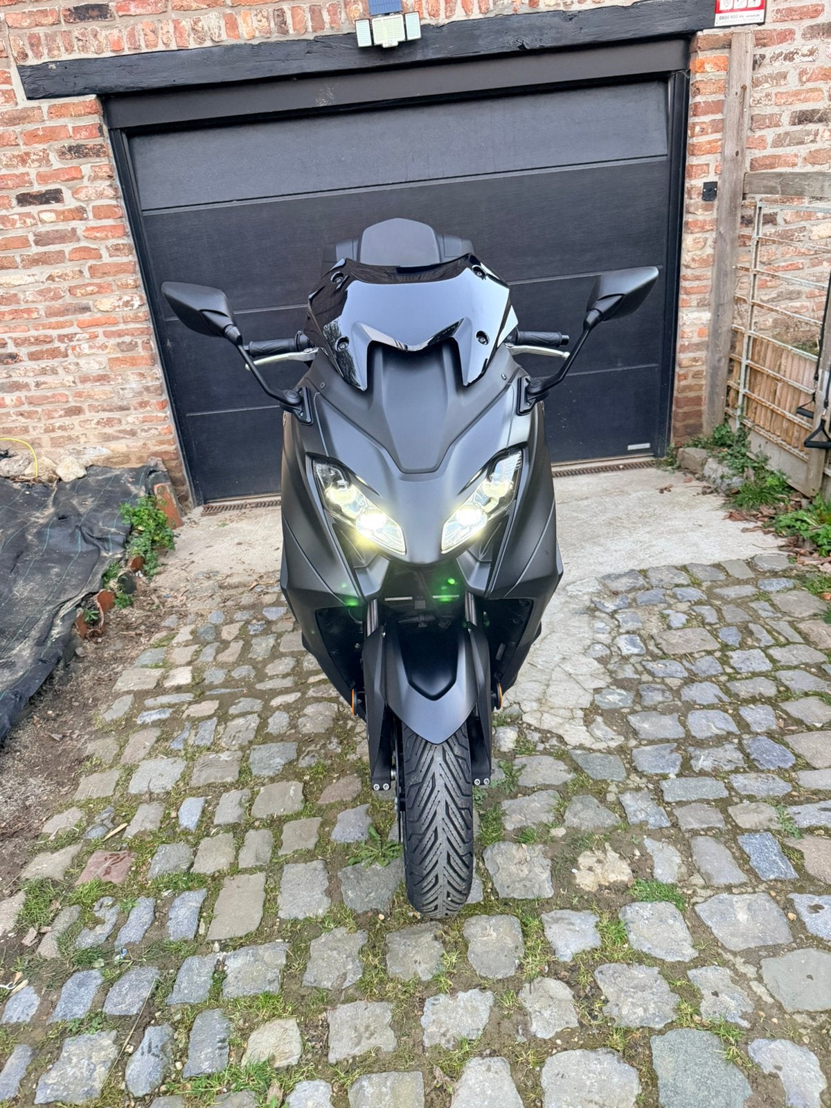Yamaha tmax 560, Scooter, Particulier, Permis Moto A2 minimum, 12 à 35 kW