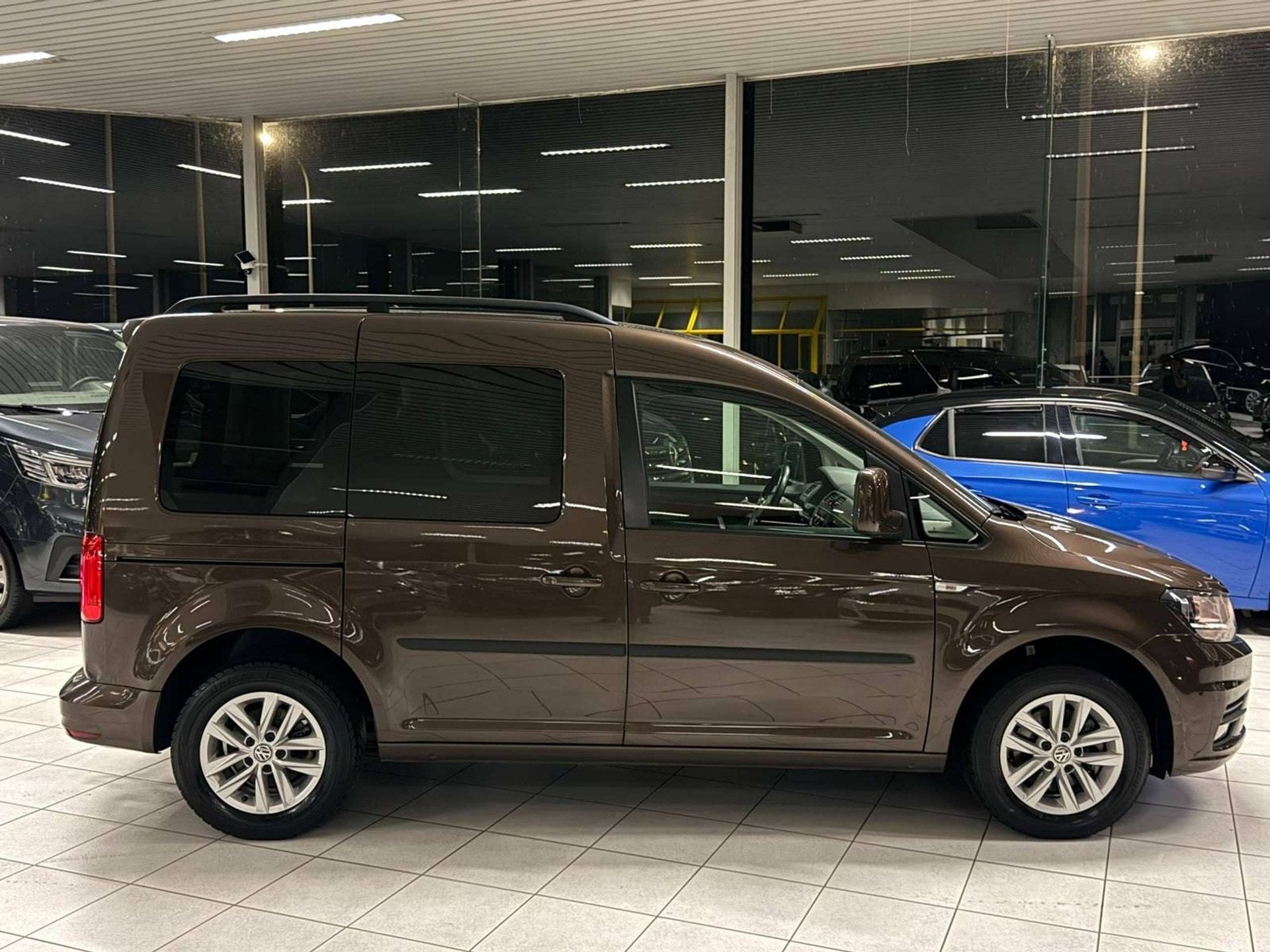 Volkswagen Caddy TrendLine BlueMotion 1.0TSI Essence 75kW Eu, Achat, Euro 6, Entreprise, Boîte manuelle