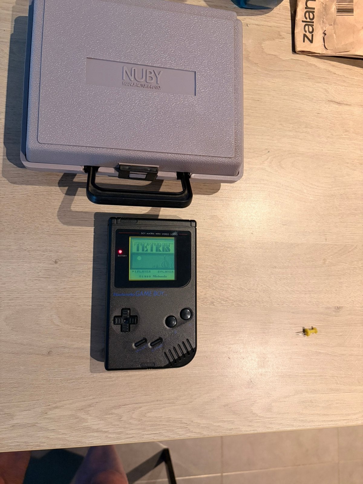 Zwarte gameboy classic, nuby koffer en tetris, Games en Spelcomputers, Spelcomputers | Nintendo Game Boy, Ophalen of Verzenden