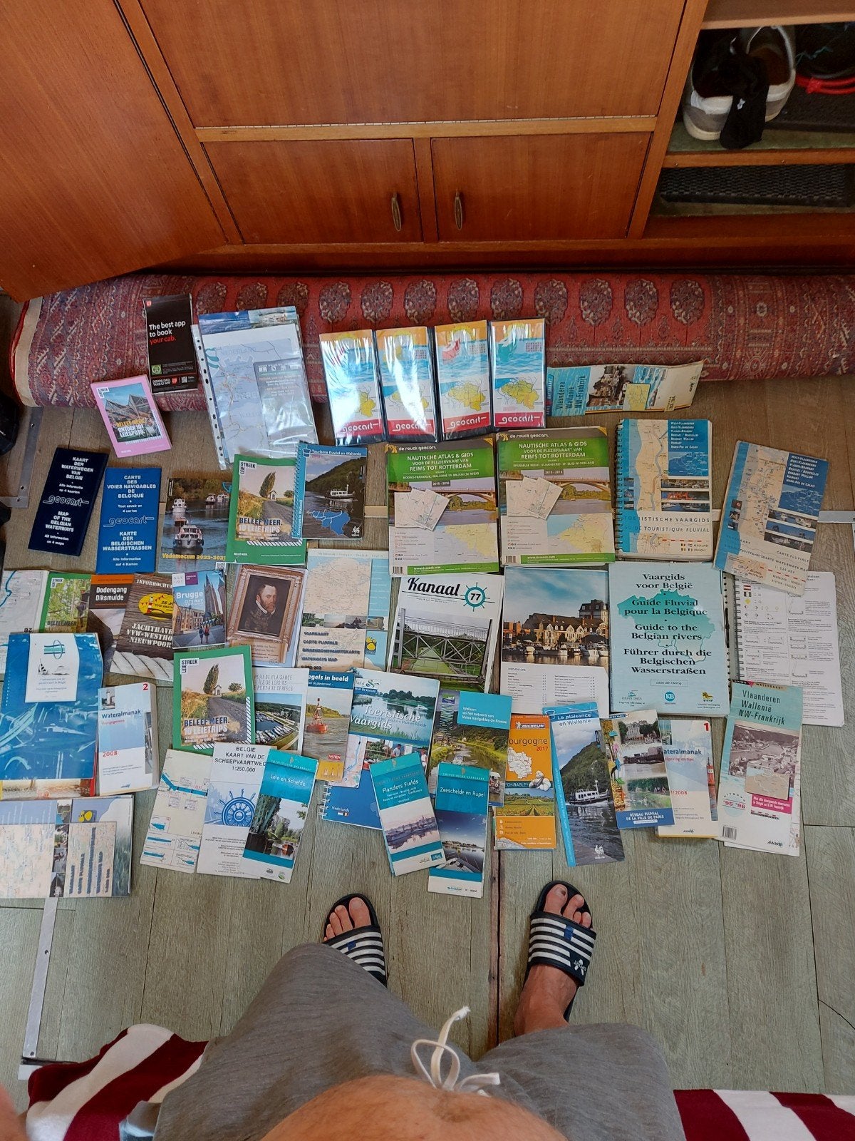Cartes, Guide Fluvial Belgique, Enlèvement