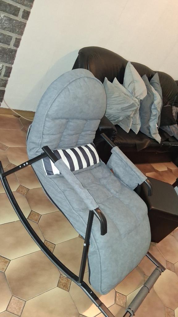 Fauteuil a basculle, Enlèvement, Comme neuf, Tissus