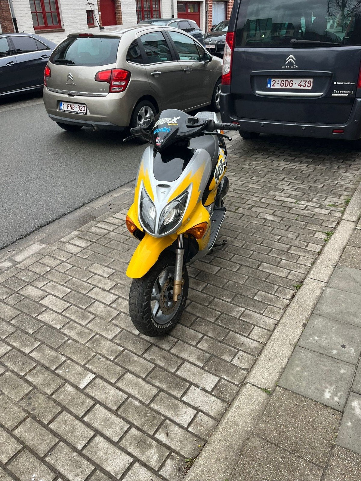 Honda x8rx b klasse, Enlèvement