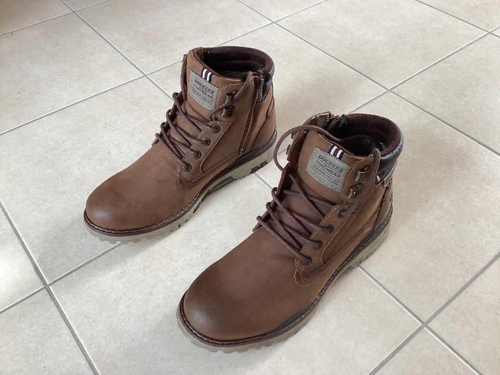 Chaussures homme neuves (47), Vêtements | Hommes, Chaussures, Neuf, Brun, Enlèvement, Autres types