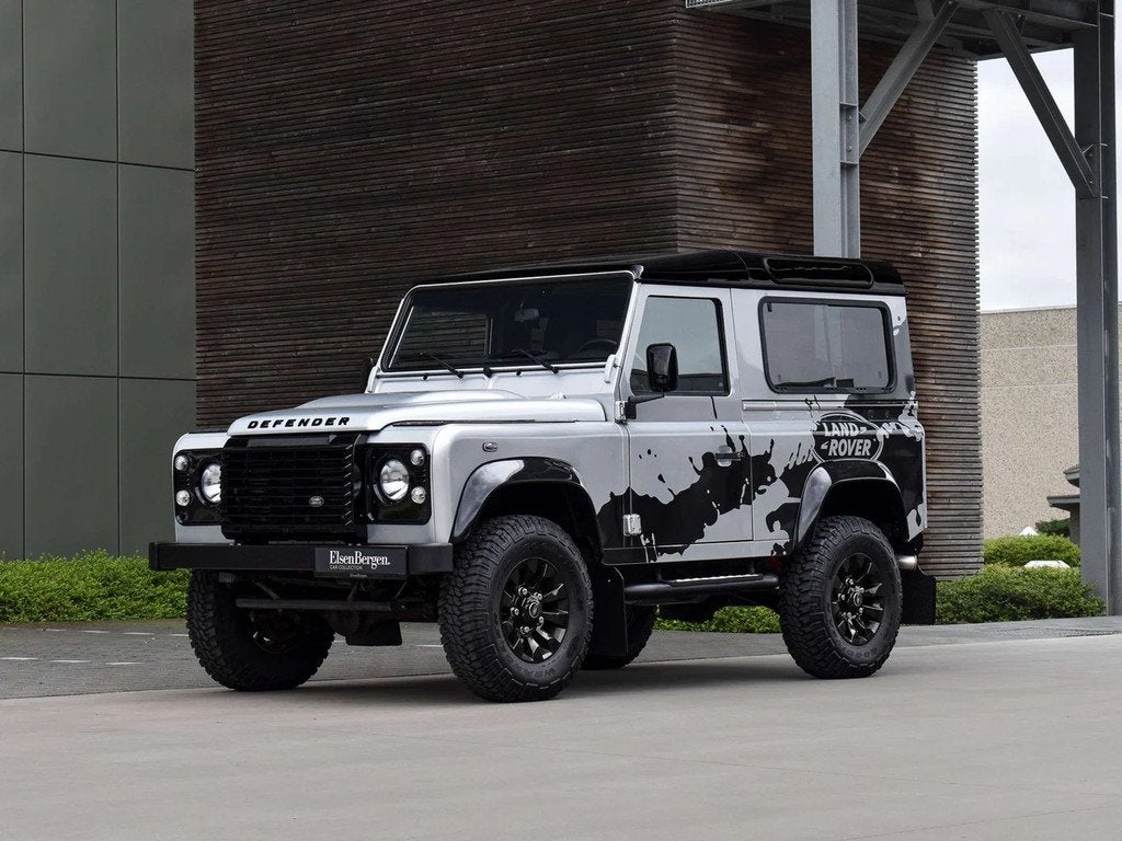 Land Rover Defender 90 2.2TD4 - "Eastnor Edition" (bj 2015), Auto's, Land Rover, 90 kW, 122 pk, Gebruikt, Zwart