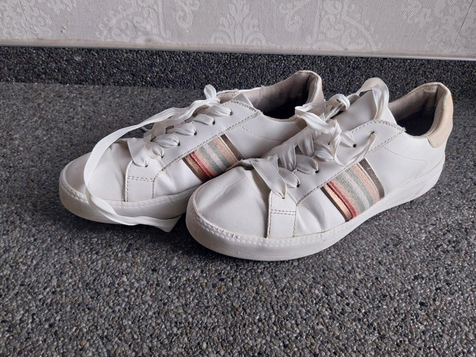 Chaussures Tamaris pour femme, Tamaris, Sneakers et Baskets, Enlèvement, Porté