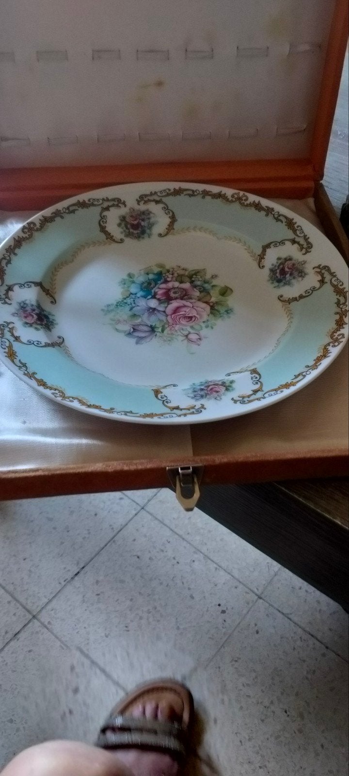 Porselein bord, Ophalen
