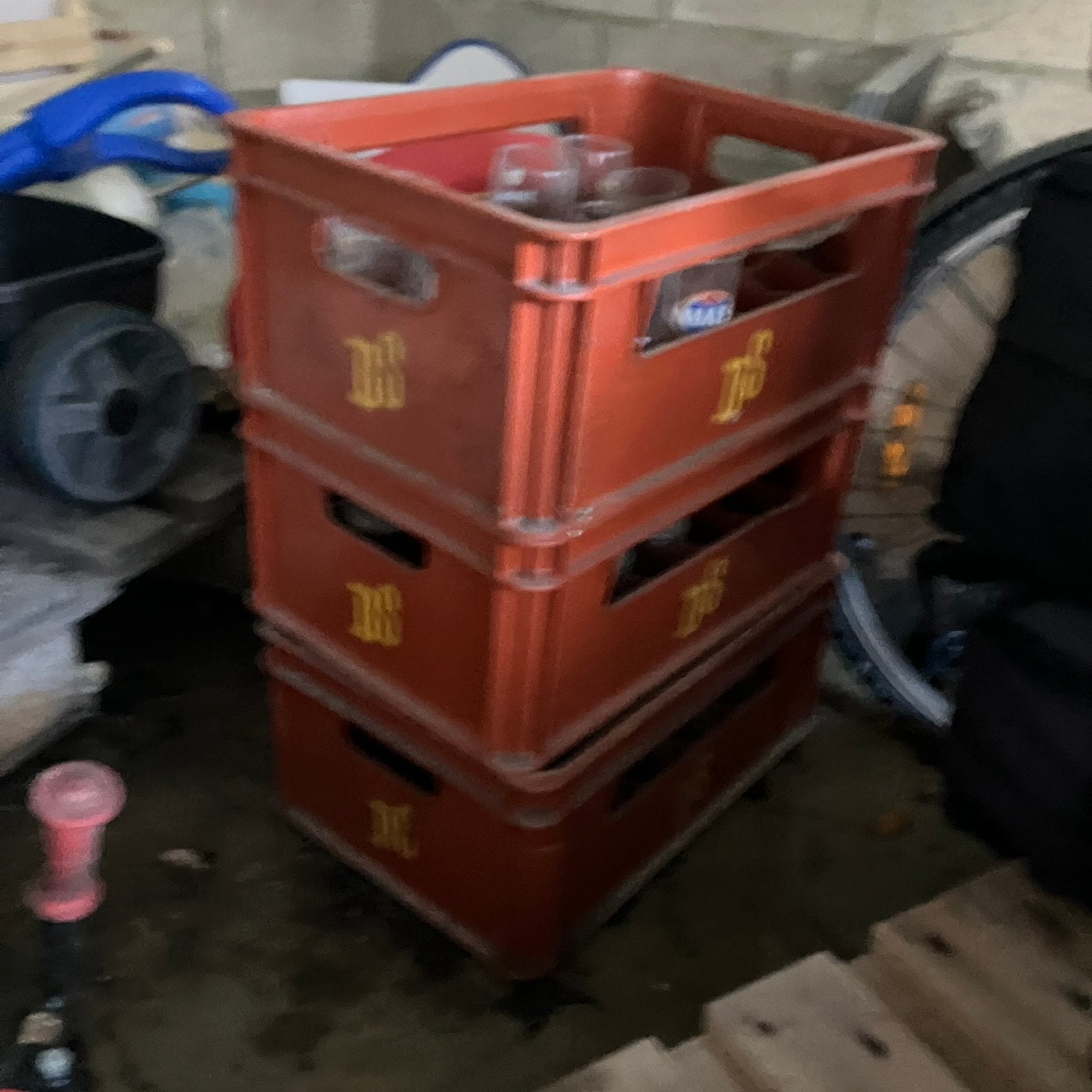 8 bacs de verres a biere, Collections, Enlèvement, Utilisé, Verre à bière