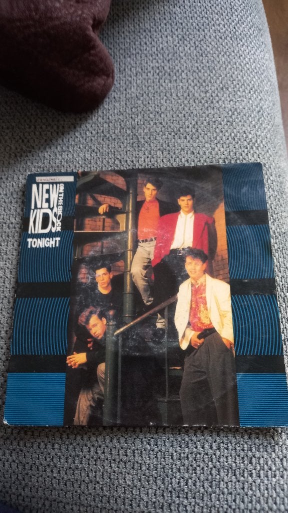 Vinyl (45t) new Kids on the block "tonight ", Enlèvement, Comme neuf, Pop