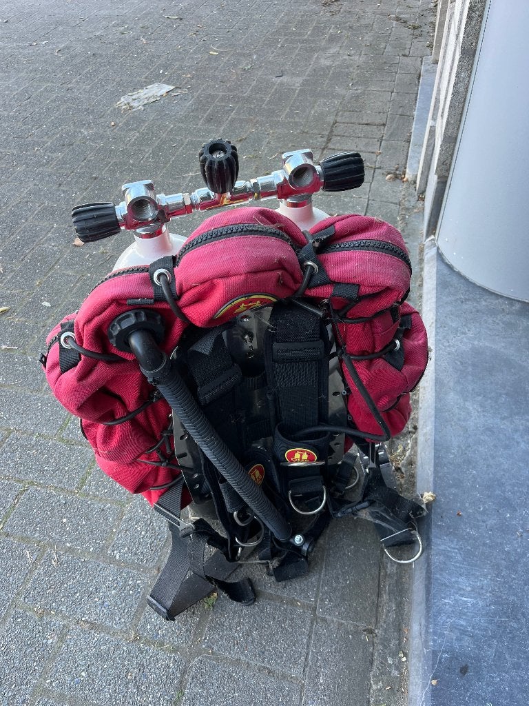 Duik fles 2X7l met OMS wing, Ophalen