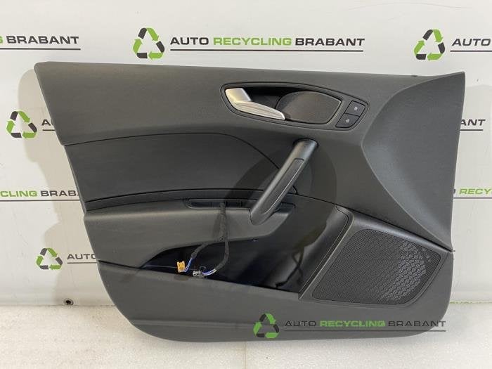 Portierbekleding 4Deurs links-voor van een Audi A1, Gebruikt, -, -, Ophalen of Verzenden