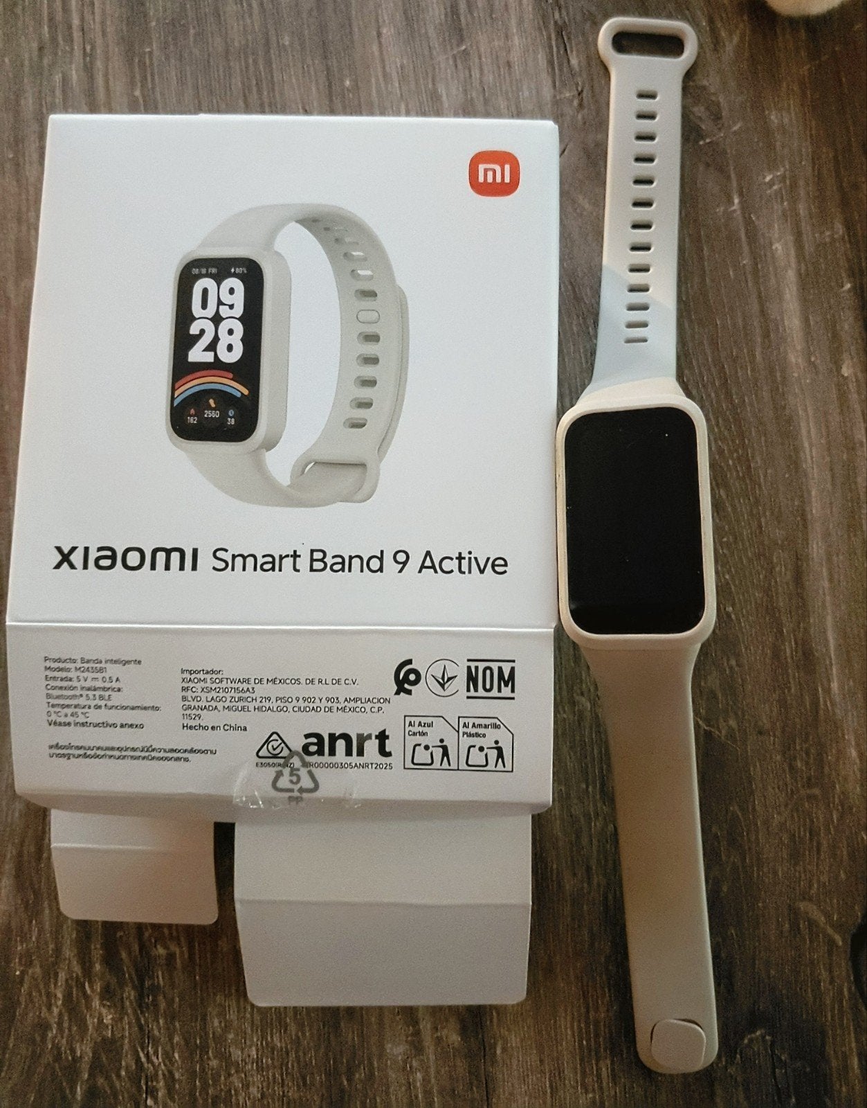Xiaomi Smart Band 9 Active - Neuf (Achat août 2026), Bijoux, Sacs & Beauté, Montres connectées, Xiaomi, Comme neuf, Enlèvement