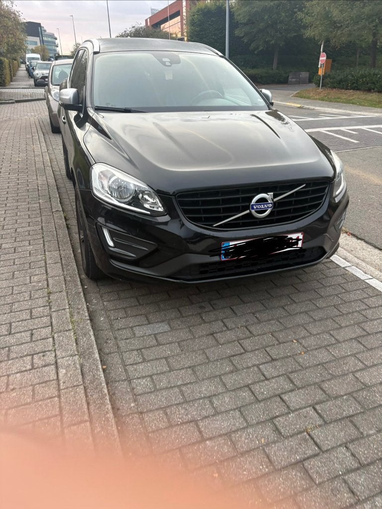 Belle Volvo XC60 R Design, Autos, Cuir, Entreprise, Noir, 5 portes